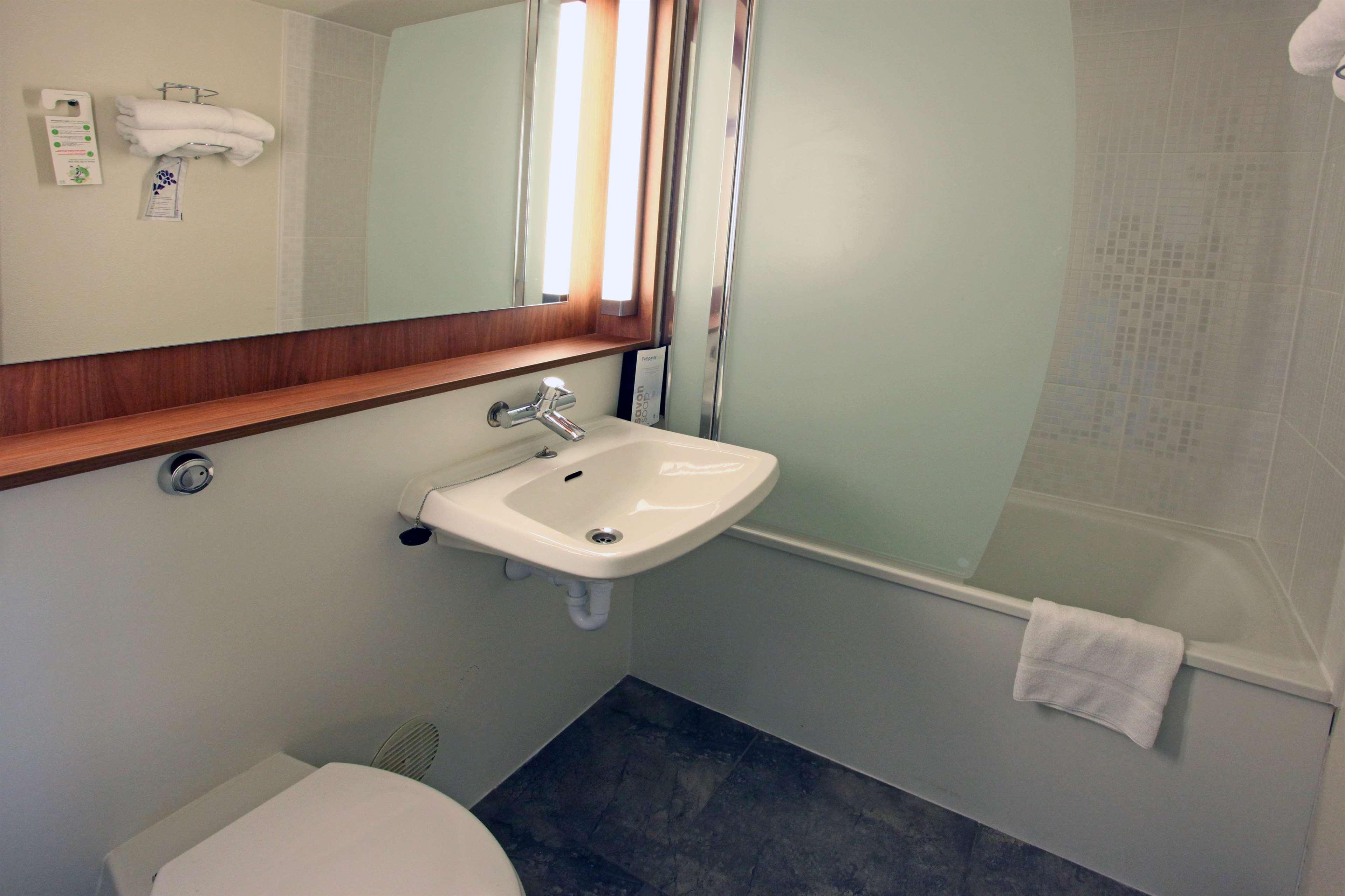 Hotel Campanile Angers Ouest - Beaucouzé Exteriér fotografie